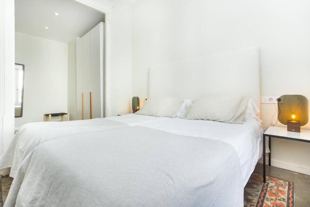 4bedroom Apart With Balcony In Las Ramblas 3-2 Apartamento